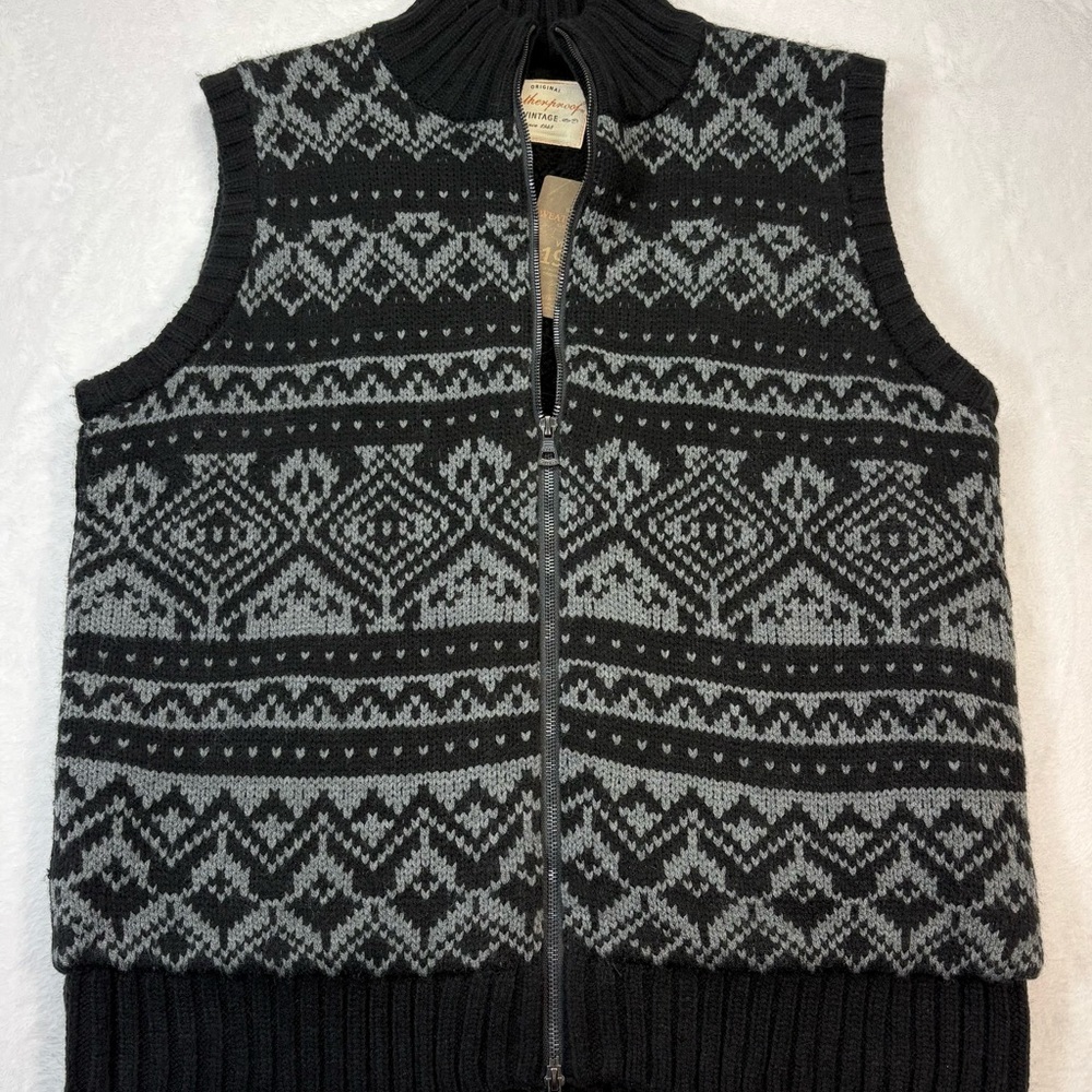 Weatherproof Men's Black and Gray Zip Up Sweater Vest